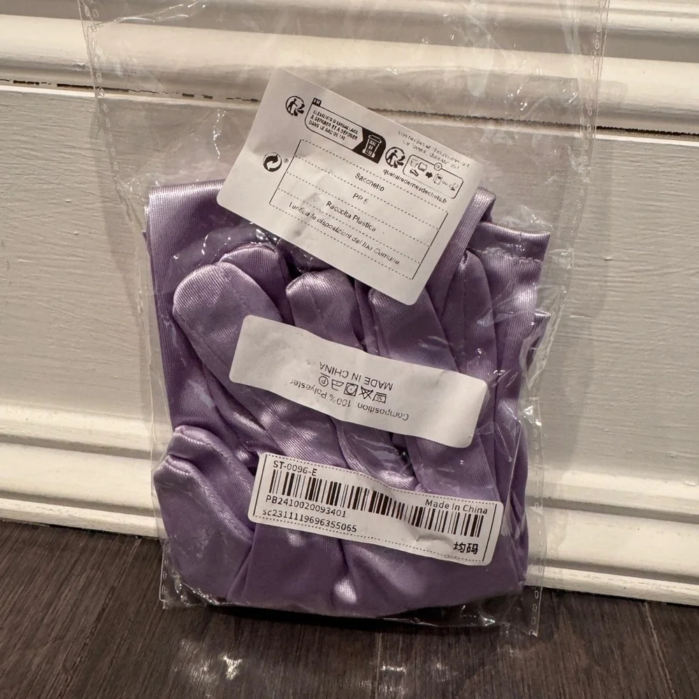 NWT Purple Princess Dress Up Gloves Girls Toddlers Kids